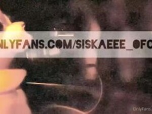 Siskaeee Give a Special Gift to Ojol Driver PPV