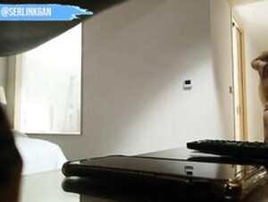 Siskaeee Hotel Room Delivery Boy