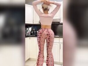 Coco savage ass clap 3