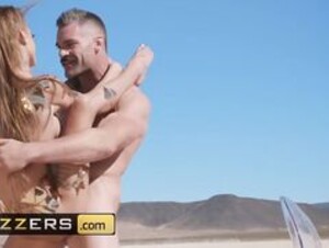 Kimber Veils turns pornstar