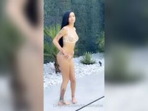 Danielle Bregoli / Bhad Bhabie (18) See Through Lingerie + Twerk
