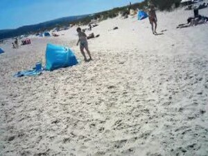Lily_is_naked:A day in a beach 2
