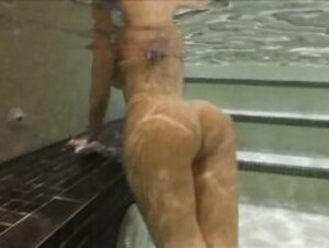 MissBella underwater