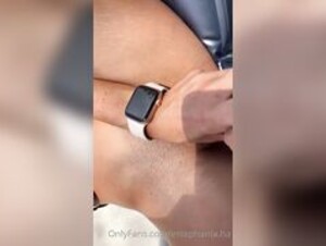 Estephania Ha Hot Tub Dildo Fuck