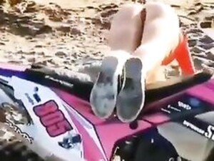 Leila Lerm MotoX