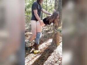eatpraydong outdoors doggystyle and creampie