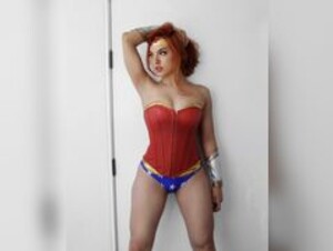 Missbricosplay