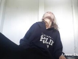 Arwen Datnoid - Sneaky Camping Fap