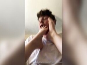 CottonSox Pussy Eating