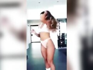 Sommer Ray HOT TWERK