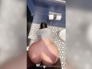 Victoryaxo creampie