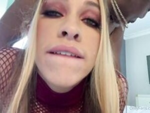 Khloe Kapri vs Dredd Onlyfans