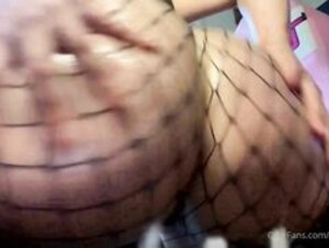 Telishamaree oiles up ass