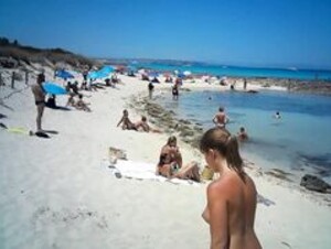 Lily_is_naked: in beach 4