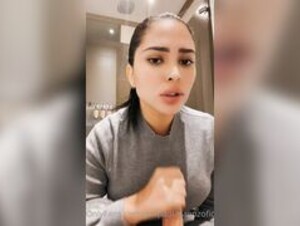 ANA PAULA SAENZ 01