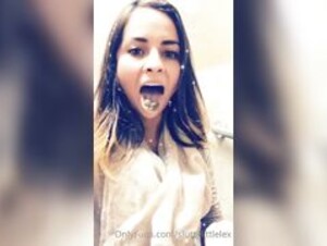 sluttylittlelex plug