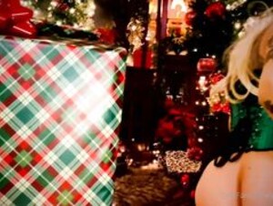 GTH Happy Holidays From Forbidden Realm