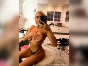 Lindsey pelas boob grab