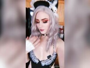 Bukkitbrown maid
