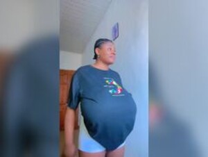 ohemaasizless0 Ghanaian Busty TikToker