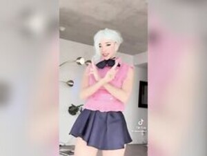 waifumia tiktok 2