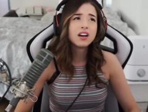 Pokimane jerks off