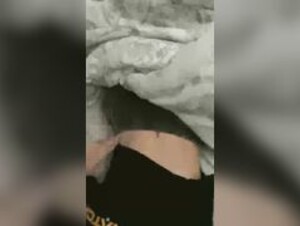 Ari hot