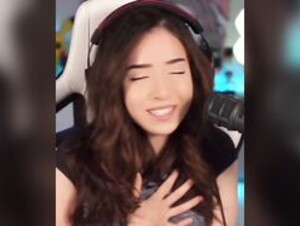 pokimane sexy