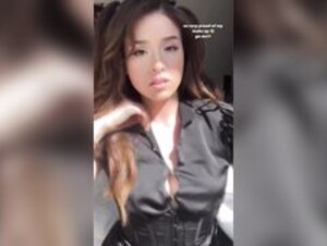 Pokimane Sexy