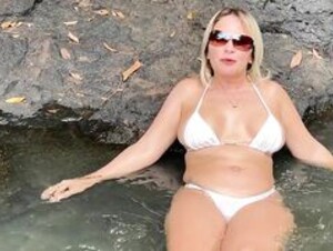 dona Angélica Cahoeira