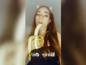 Serenewaifu of video