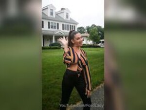 Iza trips youtube