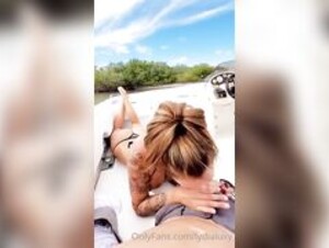 Lydialuxy public BJ on boat