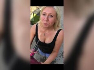 Mature slut suck rod for piss
