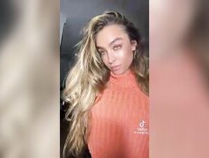 Sommer Ray TikTok 2