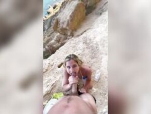 MissRager Outside Blowjob