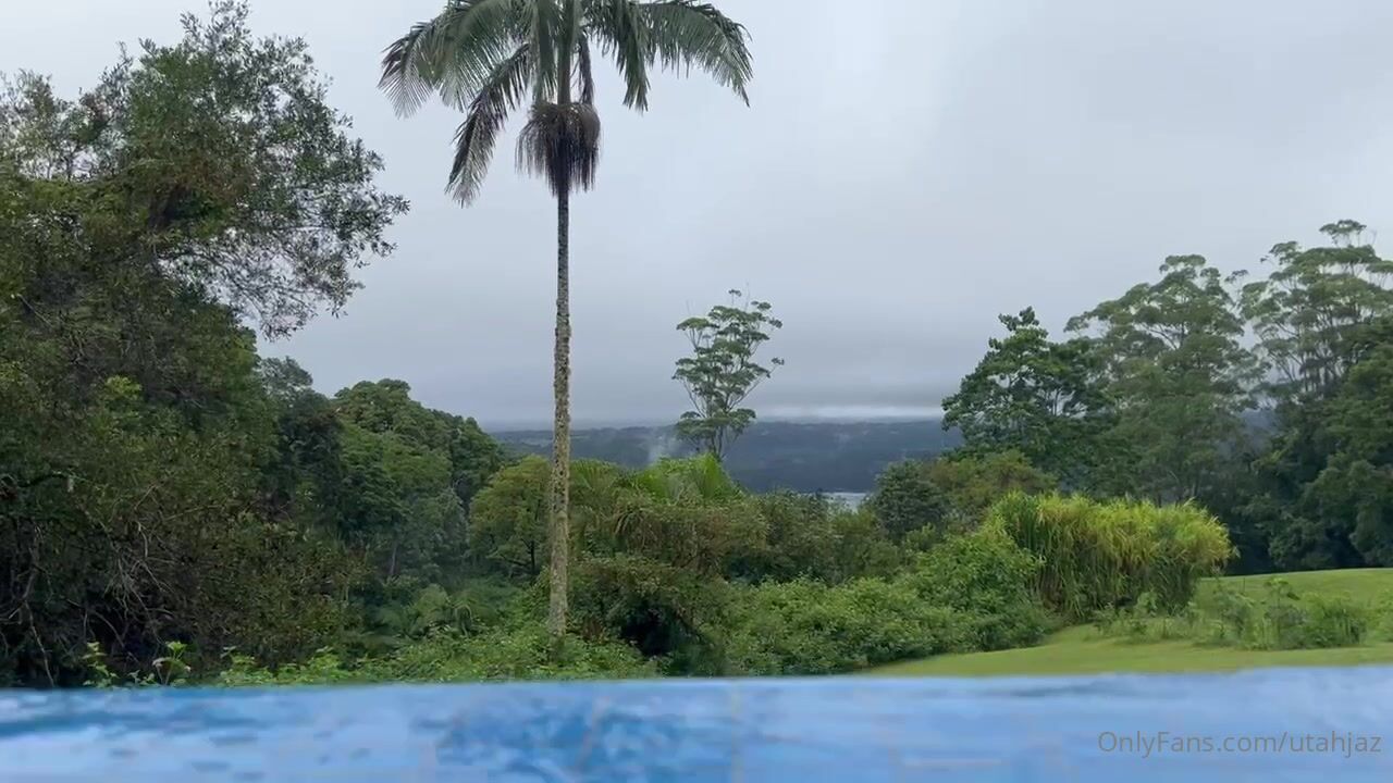 Utahjaz Blowjob By The Pool