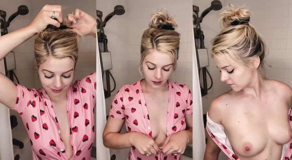 Bri Blossom Masturbating With Showerhead