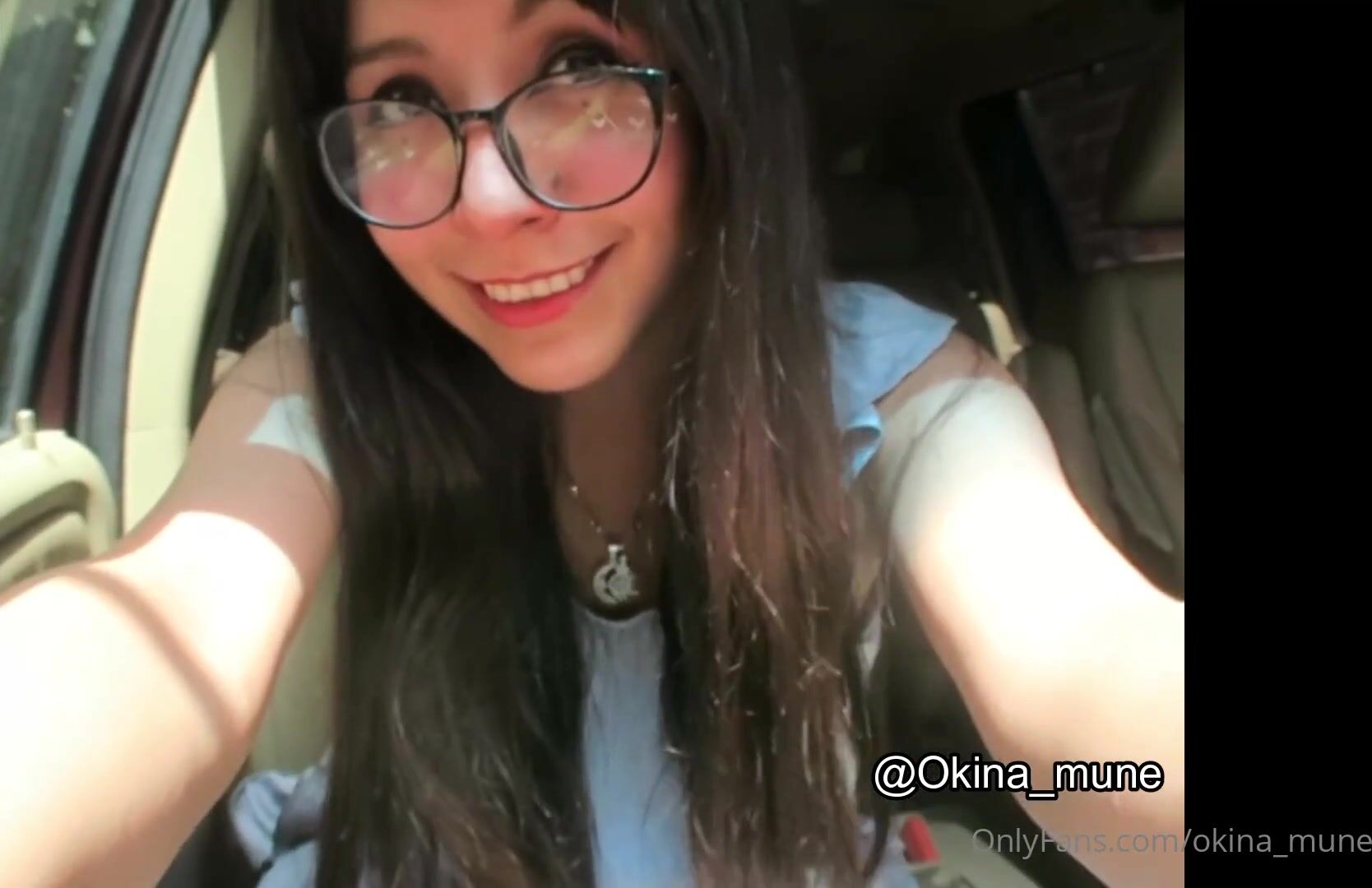 Okina Munne Touches Her Delicious Pussy In The Car