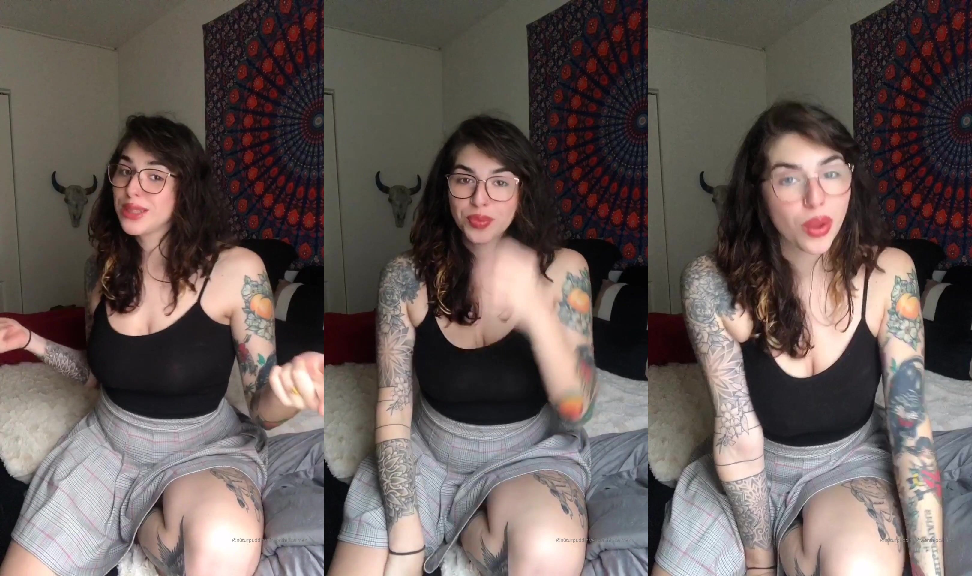 Noturpuddinn Is A Very Horny Tattooed Girl
