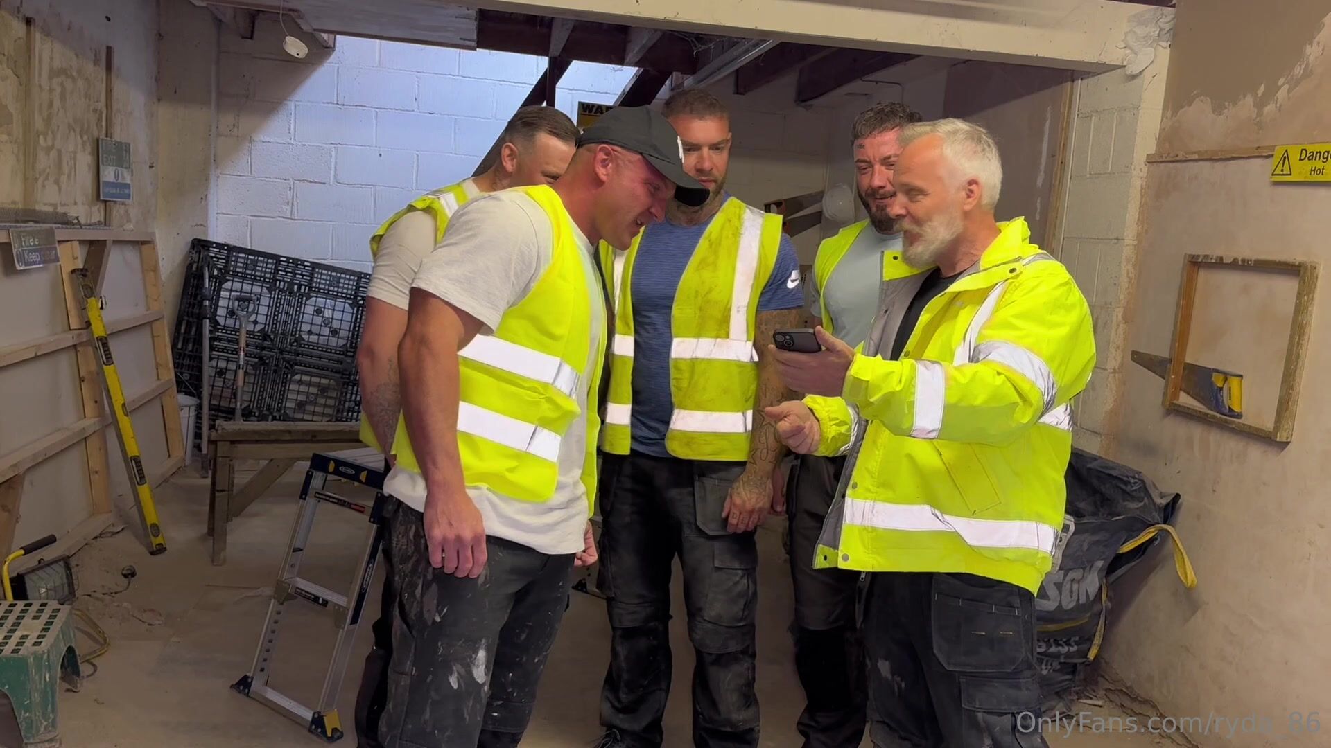 Bonnie Blue Gangbang With Builders