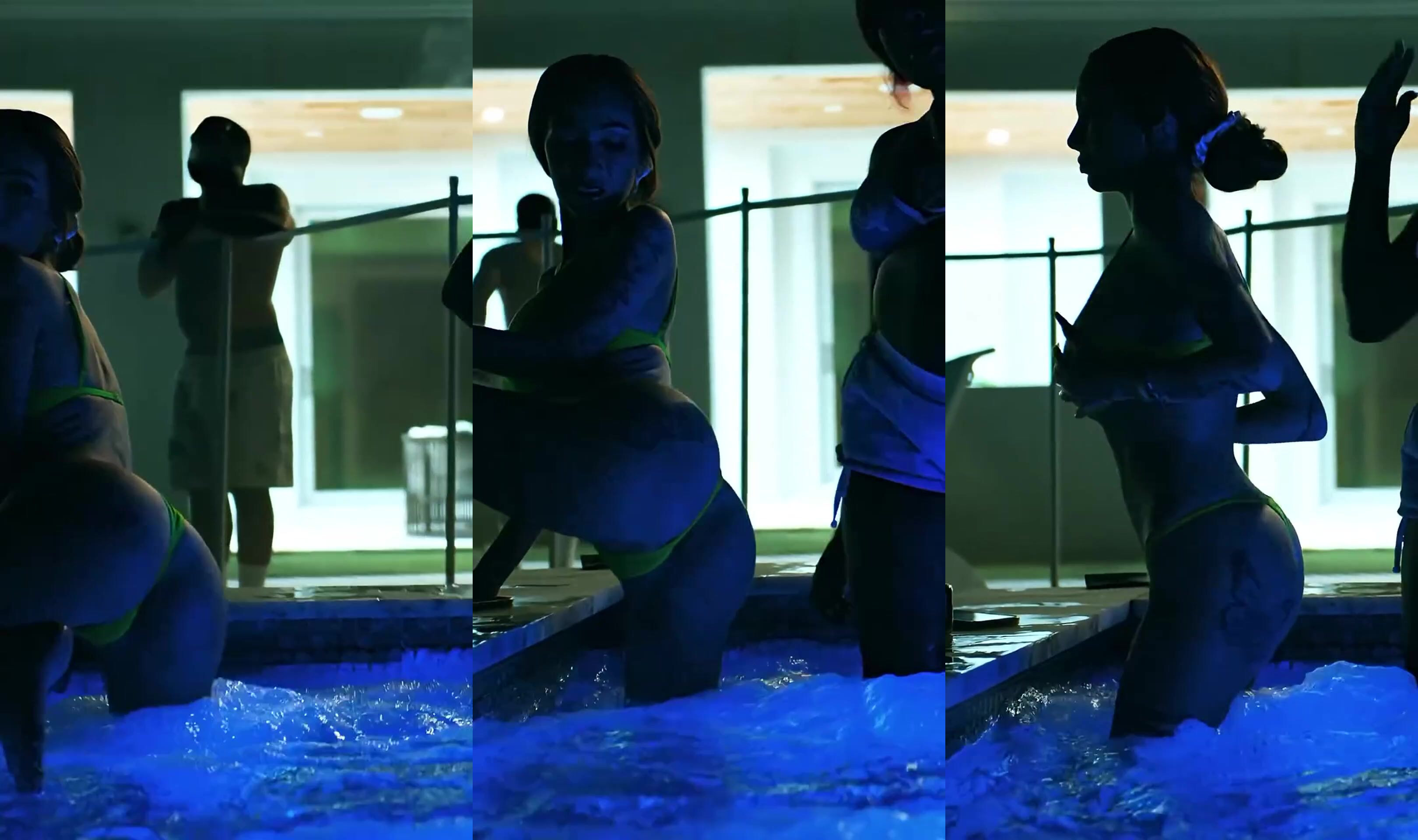 Bhadbhabiexrated Twerks In A Pool Party