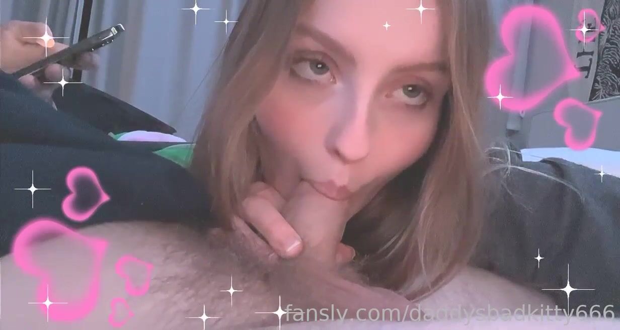 Daddysbadkitty666 Gives A Head
