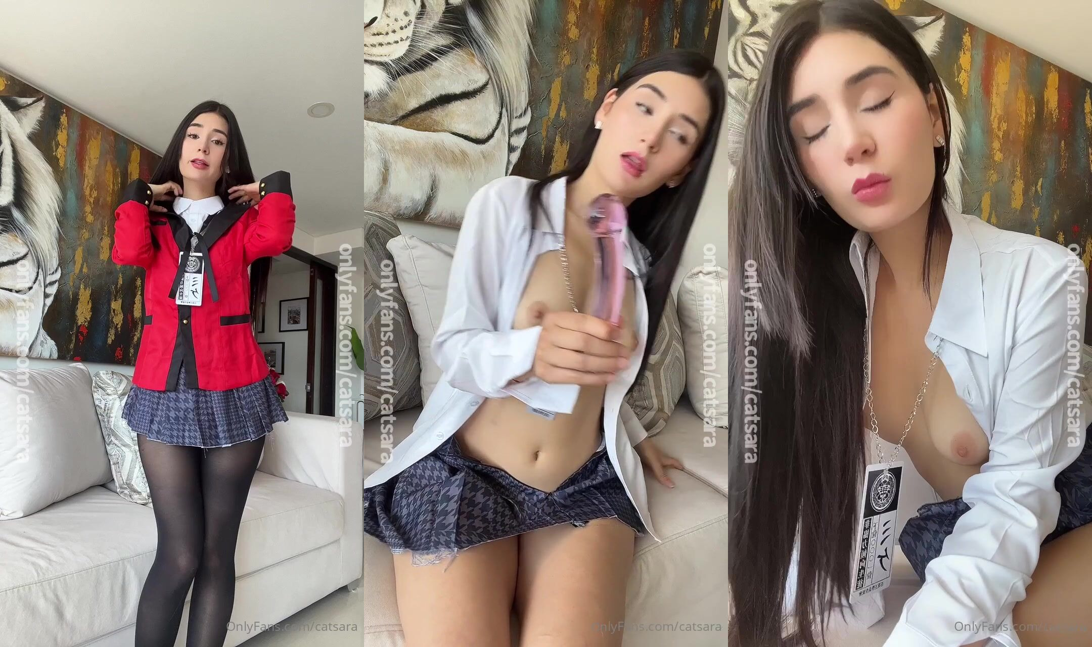 Catsara Stuffs Her Asshole After School