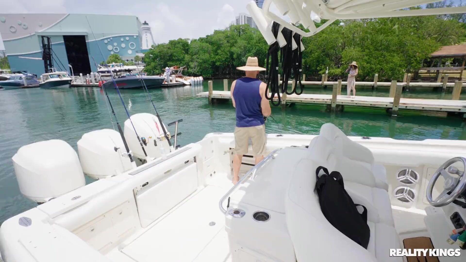 Valerica Steele Gets Fucked On A Boat