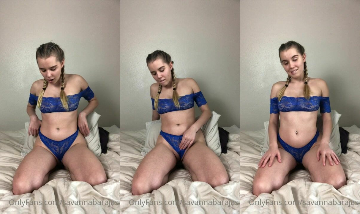 Harleyxwest Strips Naked And Masturbates
